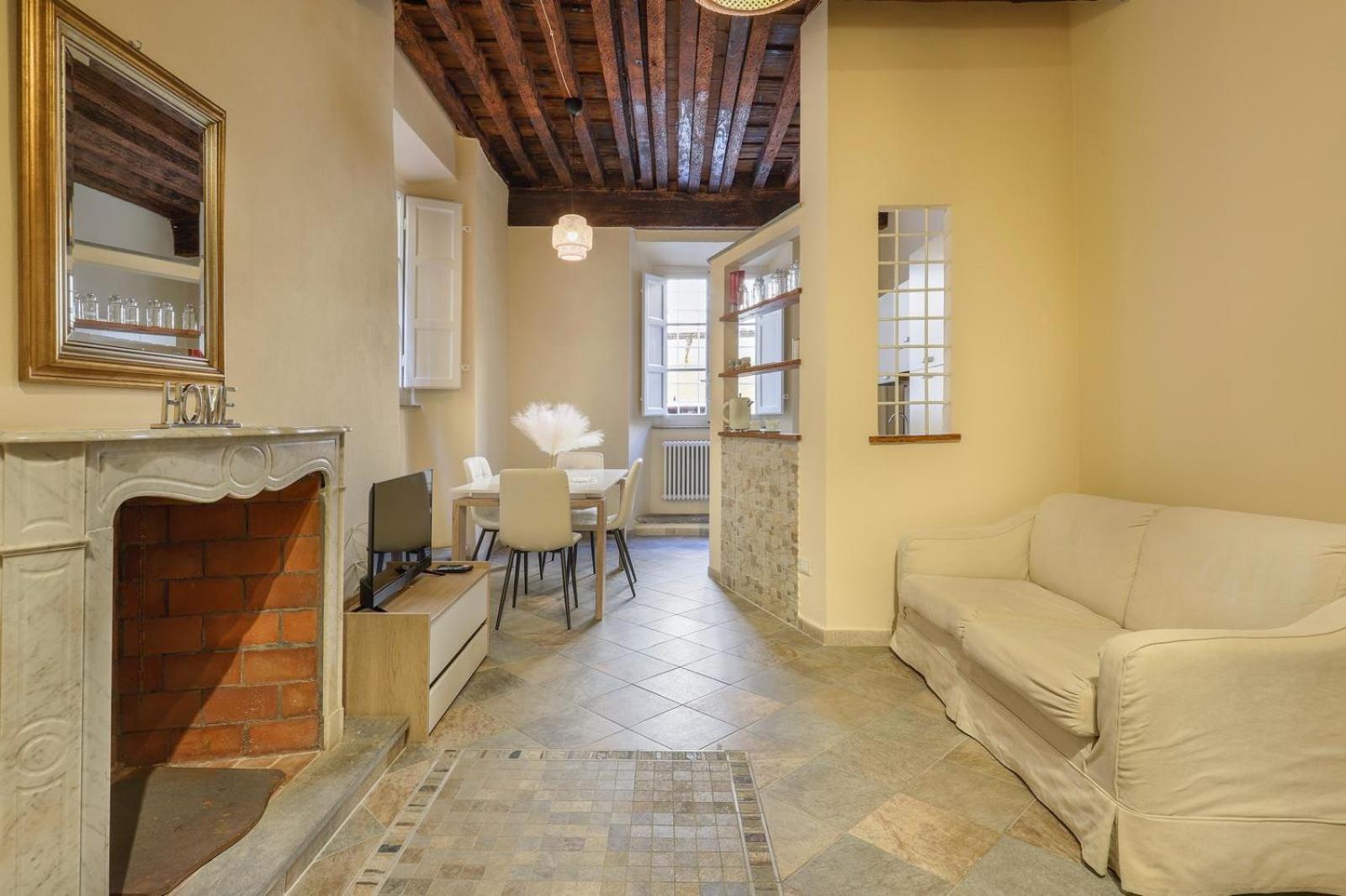 Apartmán Lady Miranda Lucca Exteriér fotografie